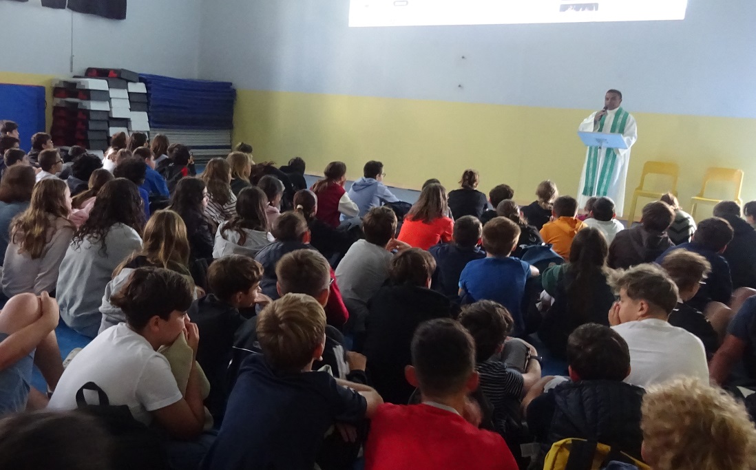 CELEBRATION DE RENTRÉE A L’AMANDIER : UN MOMENT DE JOIE ET DE RENCONTRE