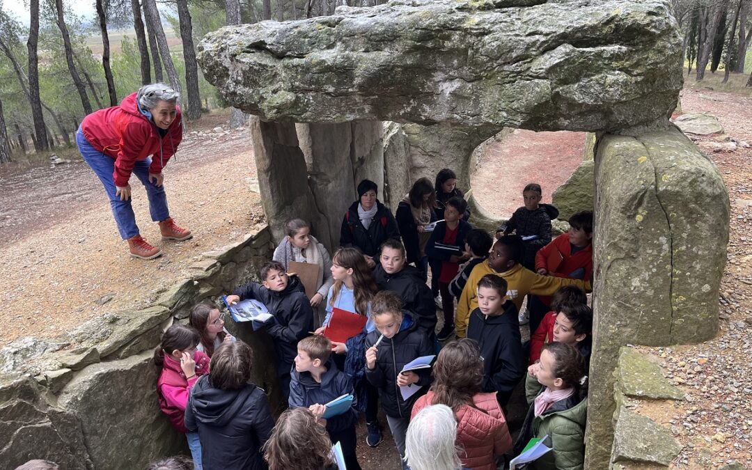 LES 6ème À LA DÉCOUVERTE DE NOTRE PATRIMOINE LOCAL : UNE JOURNÉE ENRICHISSANTE A OLONZAC ET MINERVE