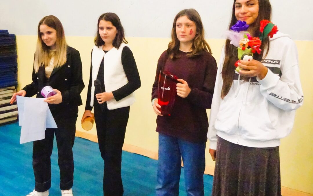 LES ÉLÈVES DE L&rsquo;INSTITUT L&rsquo;AMANDIER VOUS SOUHAITENT DE BONNES FÊTES DE FIN D’ANNÉE