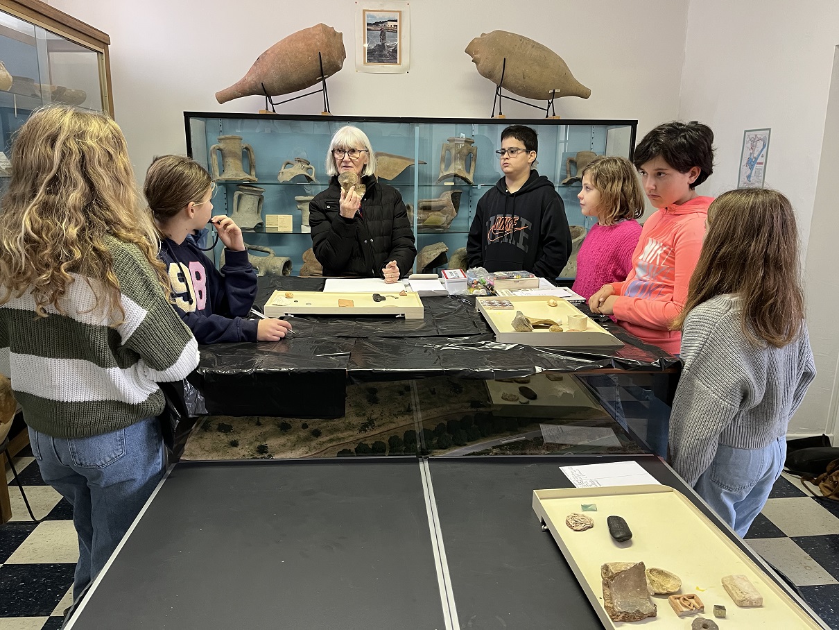 UNE JOURNÉE ENTRE ARCHÉOLOGIE, HISTOIRE ET JEUX