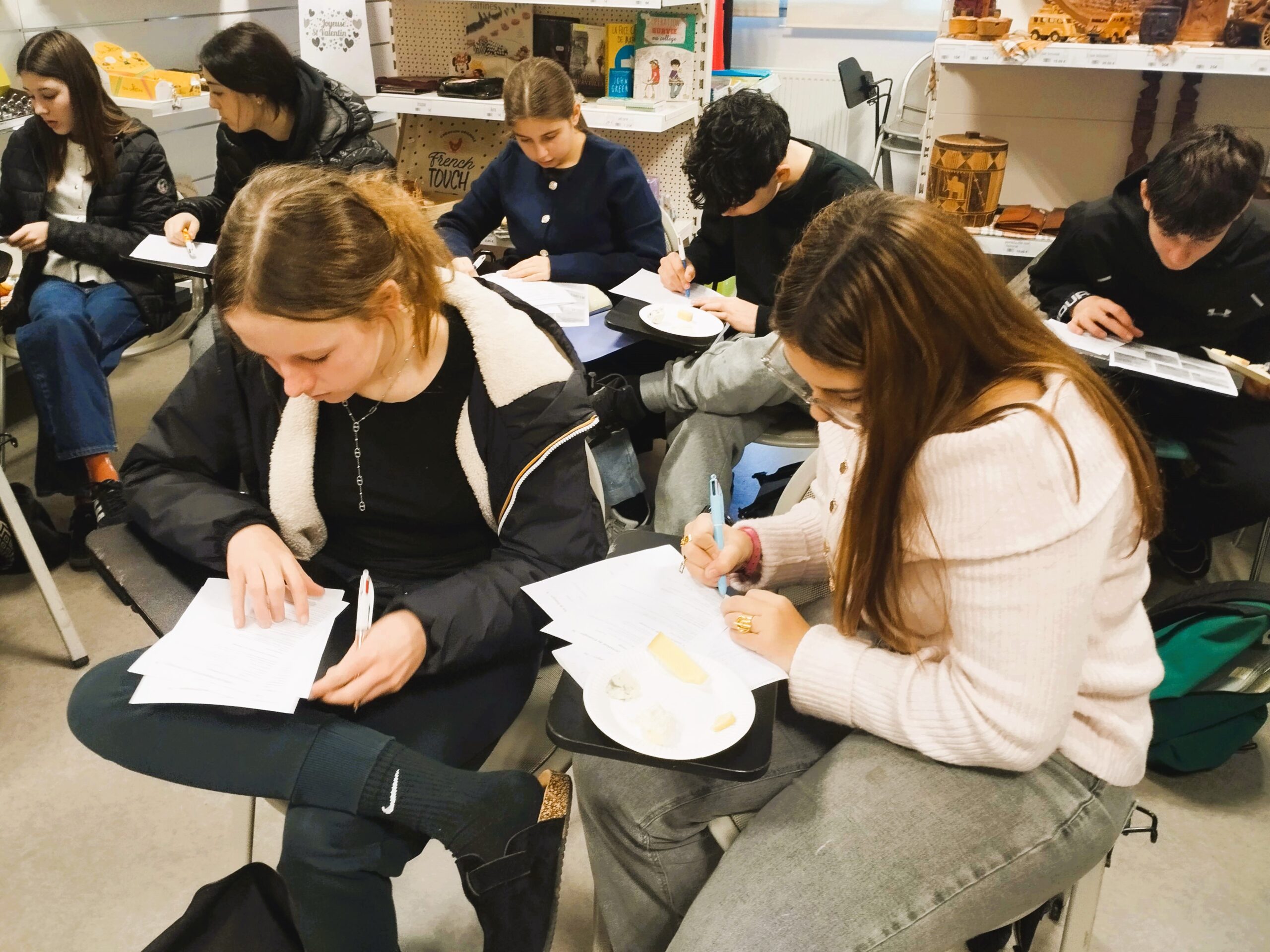 DÉGUSTATION DE FROMAGES DE CHÈVRE : UNE EXPÉRIENCE PÉDAGOGIQUE AU CŒUR DE L&rsquo;EPI « ACCUEIL-VENTE »