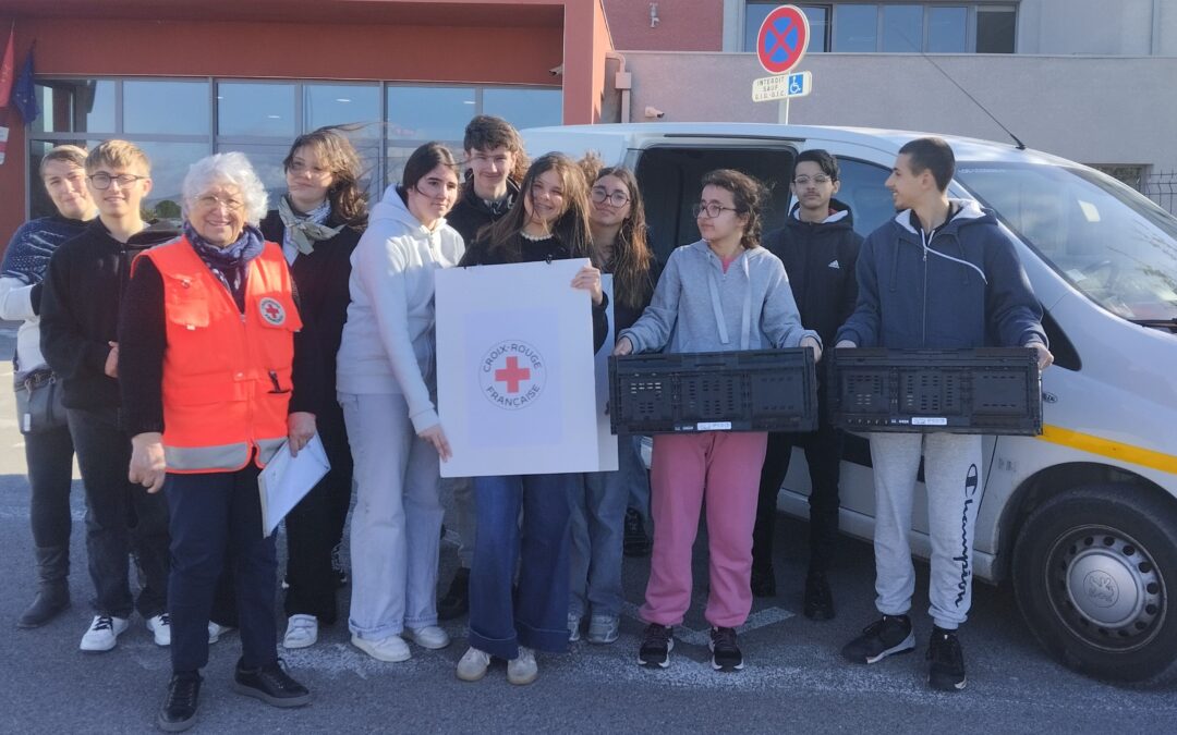 DES ÉLÈVES DU LYCÉE PROFESSIONNEL DE L&rsquo;INSTITUT L&rsquo;AMANDIER SE MOBILISENT POUR LA CROIX ROUGE ET L&rsquo;OUVERTURE VERS LE MONDE.