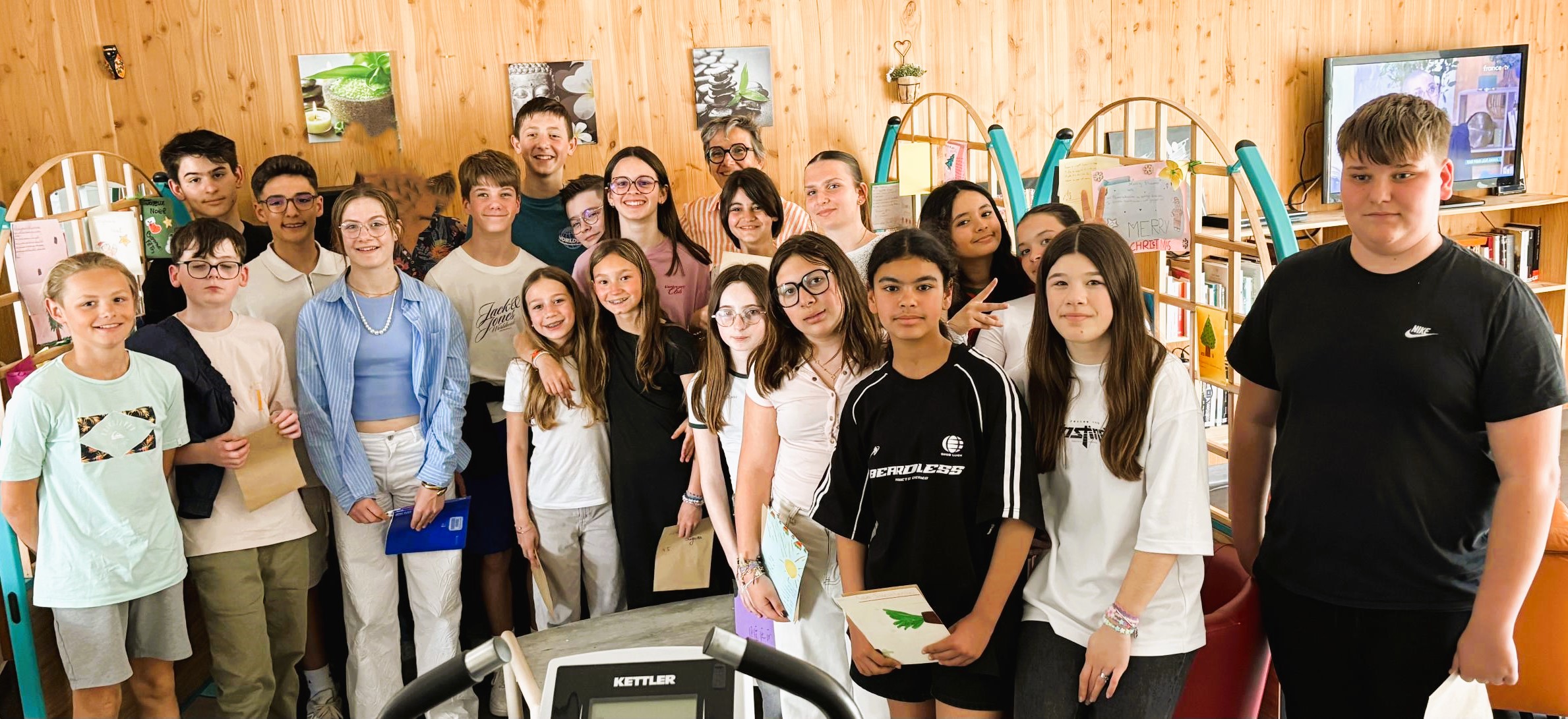 UN PROJET SOLIDAIRE ET INTERGENERATIONNEL ENTRE LES ÉLÈVES DE 5e ET LES RÉSIDENTS DE l’EHPAD L’OUSTAL.