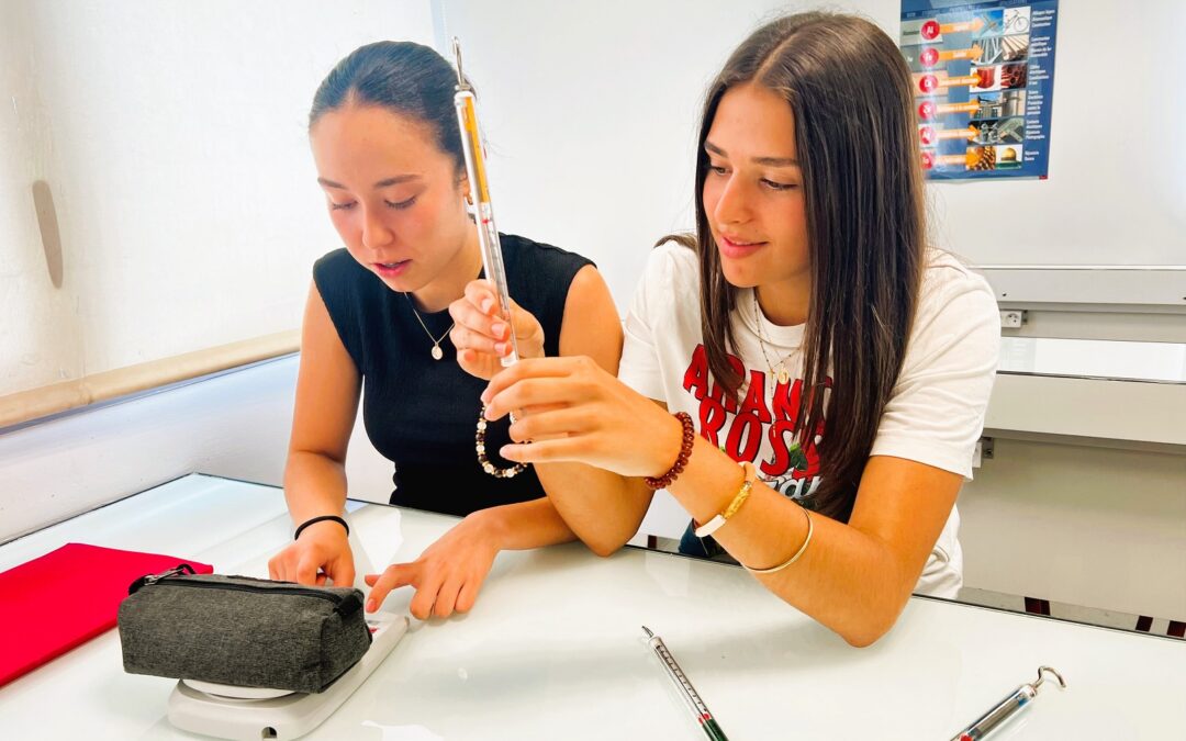 CAP VERS LA SECONDE : UN ATELIER DE PHYSIQUE-CHIMIE QUI PRÉPARE L&rsquo;AVENIR
